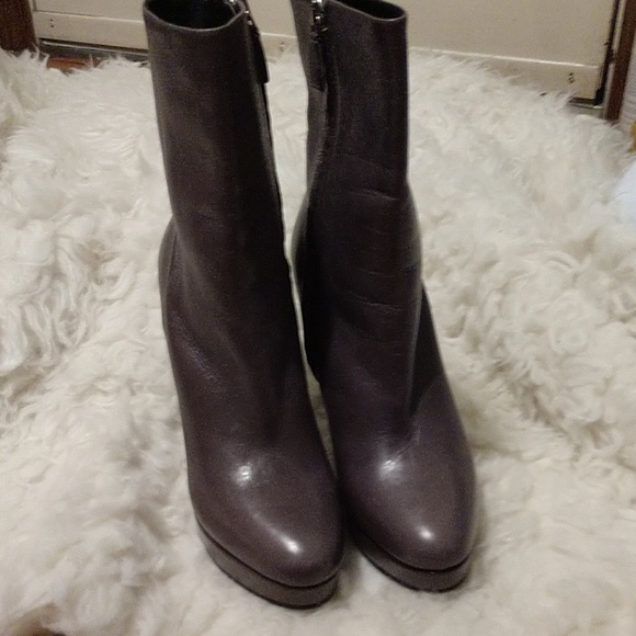 BRAND NEW 💯 PERCENT AUTHENTIC PRADA GREY ITALIAN - Picture 4 of 6